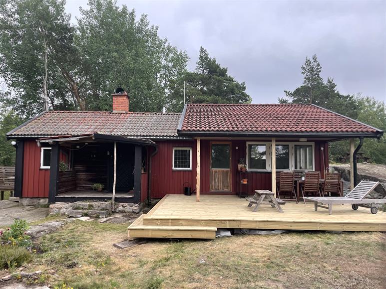 Huvudhus med terass från 2022