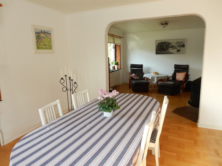 Samma valv men sett från matrum mot vardagsrum.