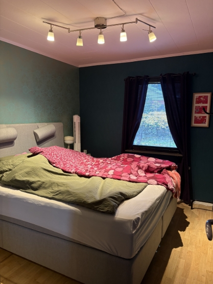 Sovrum nedre våning