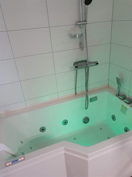 Bathtub with SPA functions in the bathroom on 2nd floor