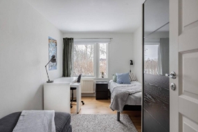 Bredavägen 66 i Enebyberg