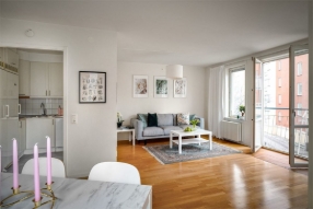 Östra Eriksbergsgatan 76