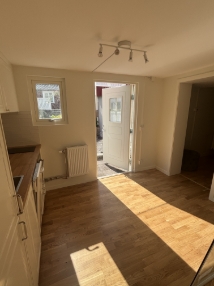 2.5 rum Huddinge — 9 200 kr/mån | Bostadsögat