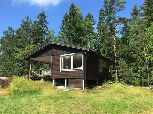 Aivaras Bakutis r 22 r och bor i en villa p 119 kvm i Sdra Kopparmora, Vrmd tillsammans med Trffa singlar nra Vrmd! Hitta singlar och brja dejta! Aivaras Bakutis, Kanotvgen 7, Vrmd | unam.net